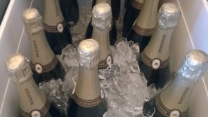 DICE in Los Angeles feiert den dritten Geburtstag 4 Cf4HJuMUEAEvf0d